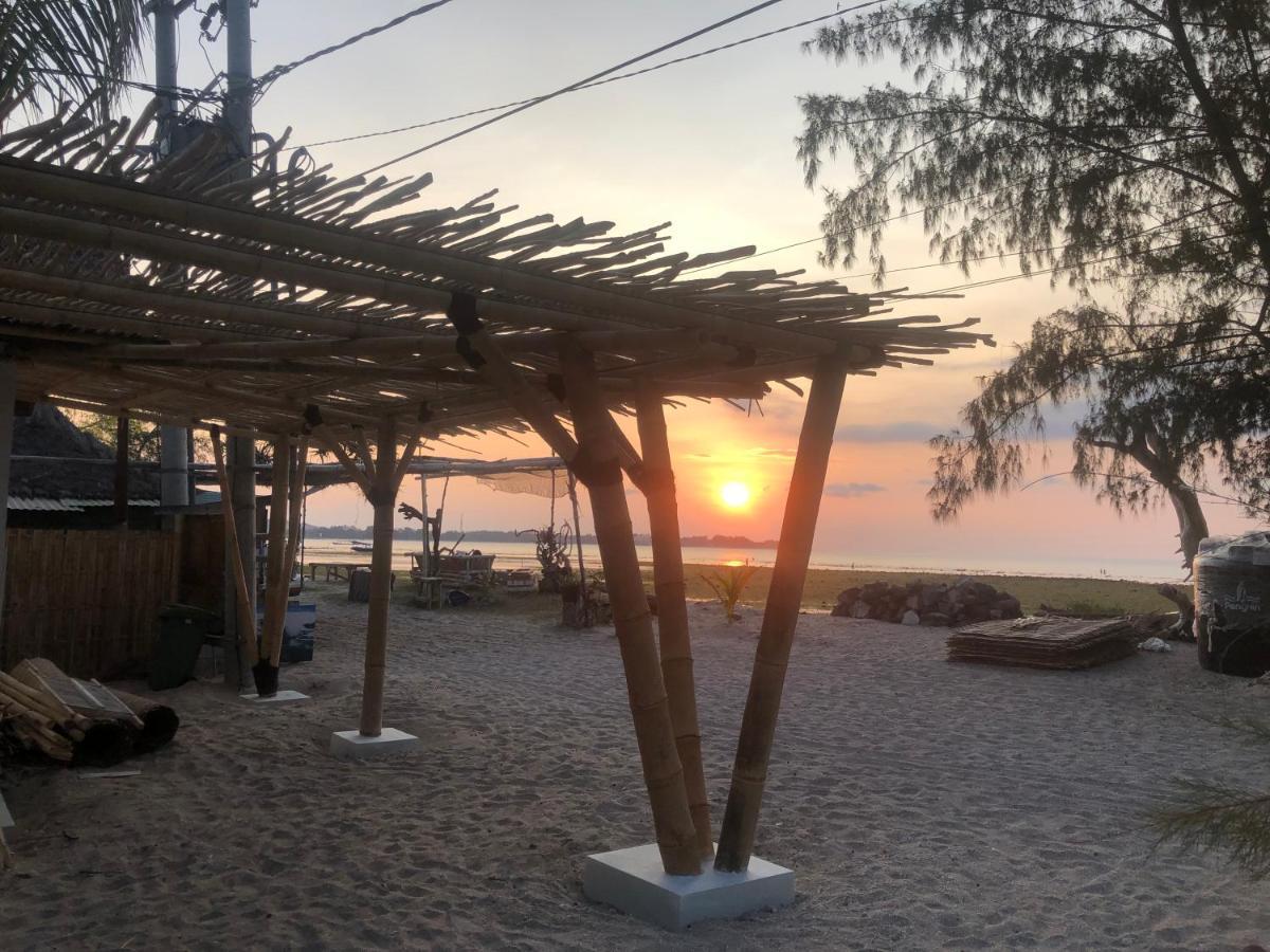 Hotel La Boheme Gili Air Esterno foto