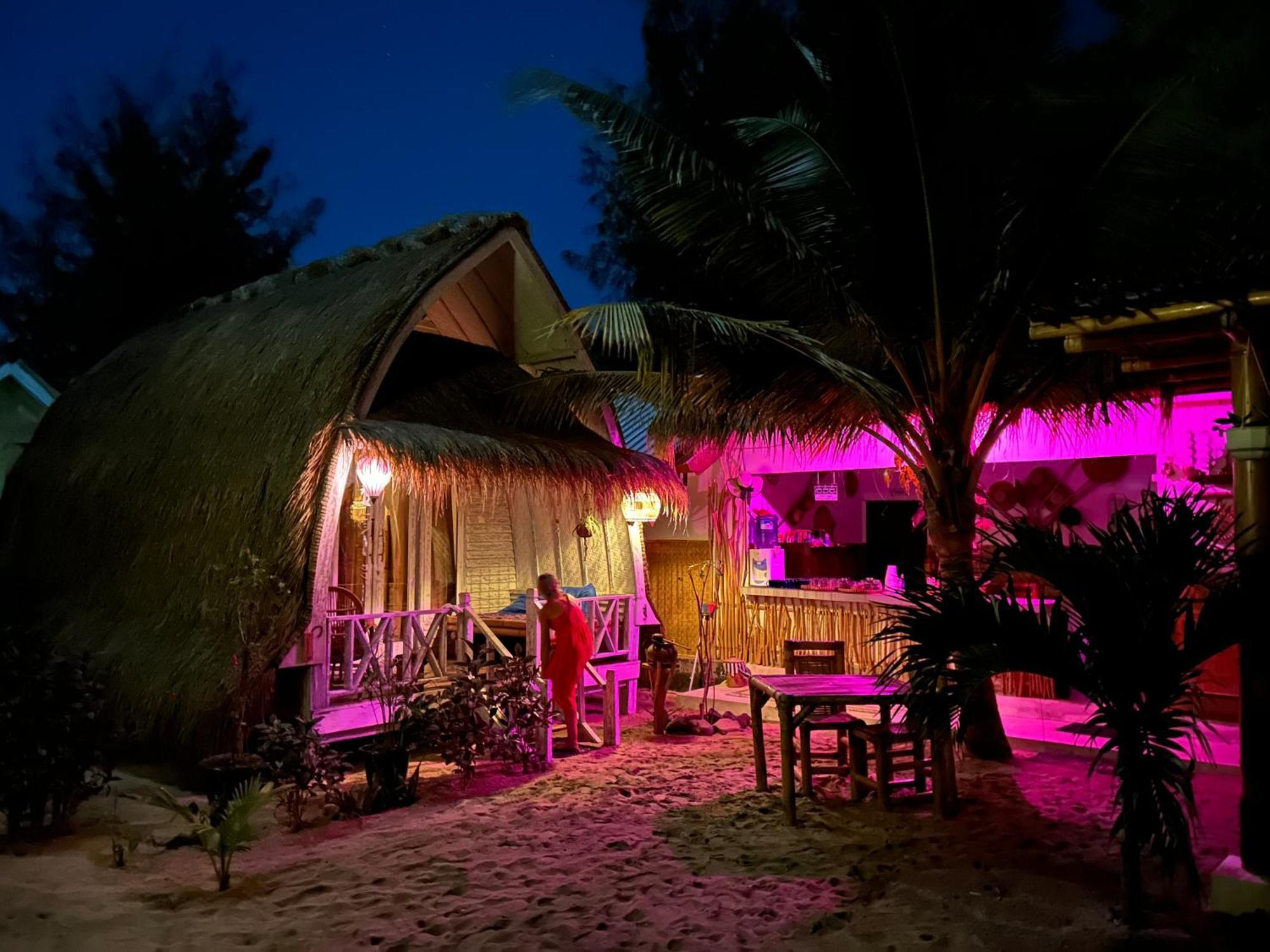 Hotel La Boheme Gili Air Esterno foto